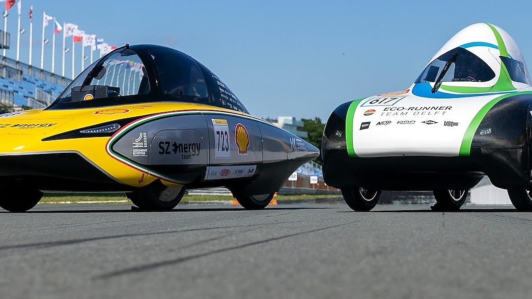 three Shell Eco-marathon vehicles lined up on track