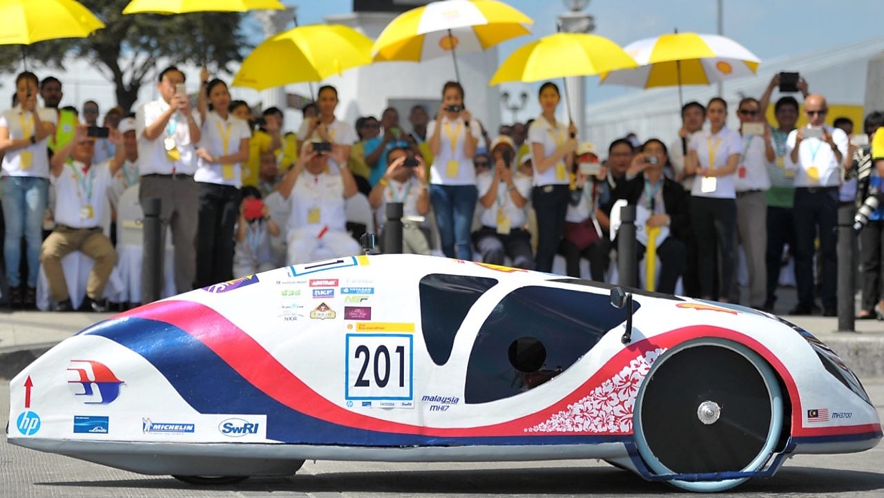 Eco-marathon car in front of fans