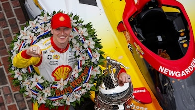 Josef Newgarden speaks with Shell Eco-marathon team