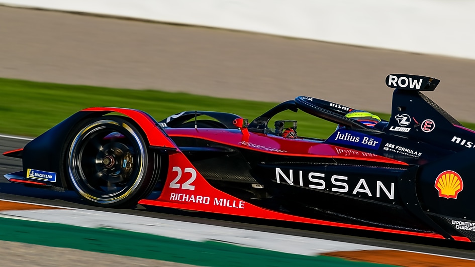 Oliver Rowland, number 22